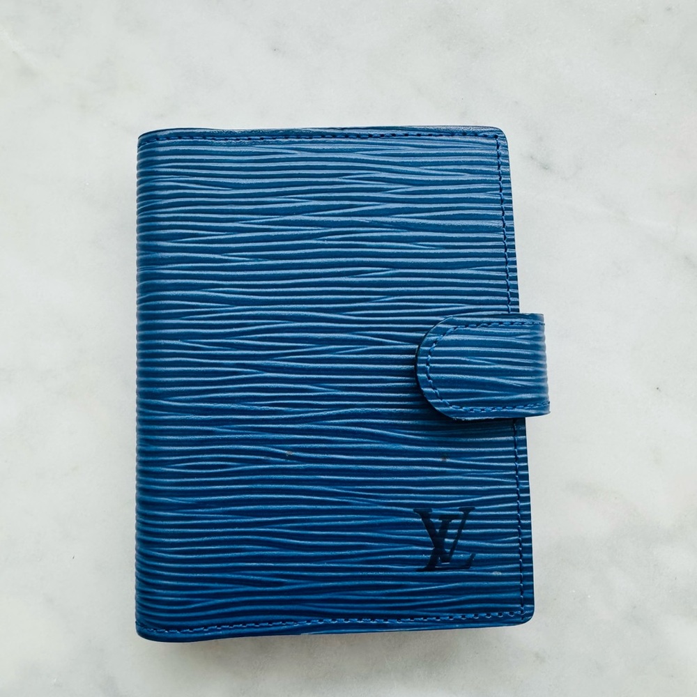 LV EPI card holder